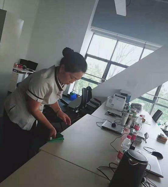 學校區(qū)消毒+深保潔