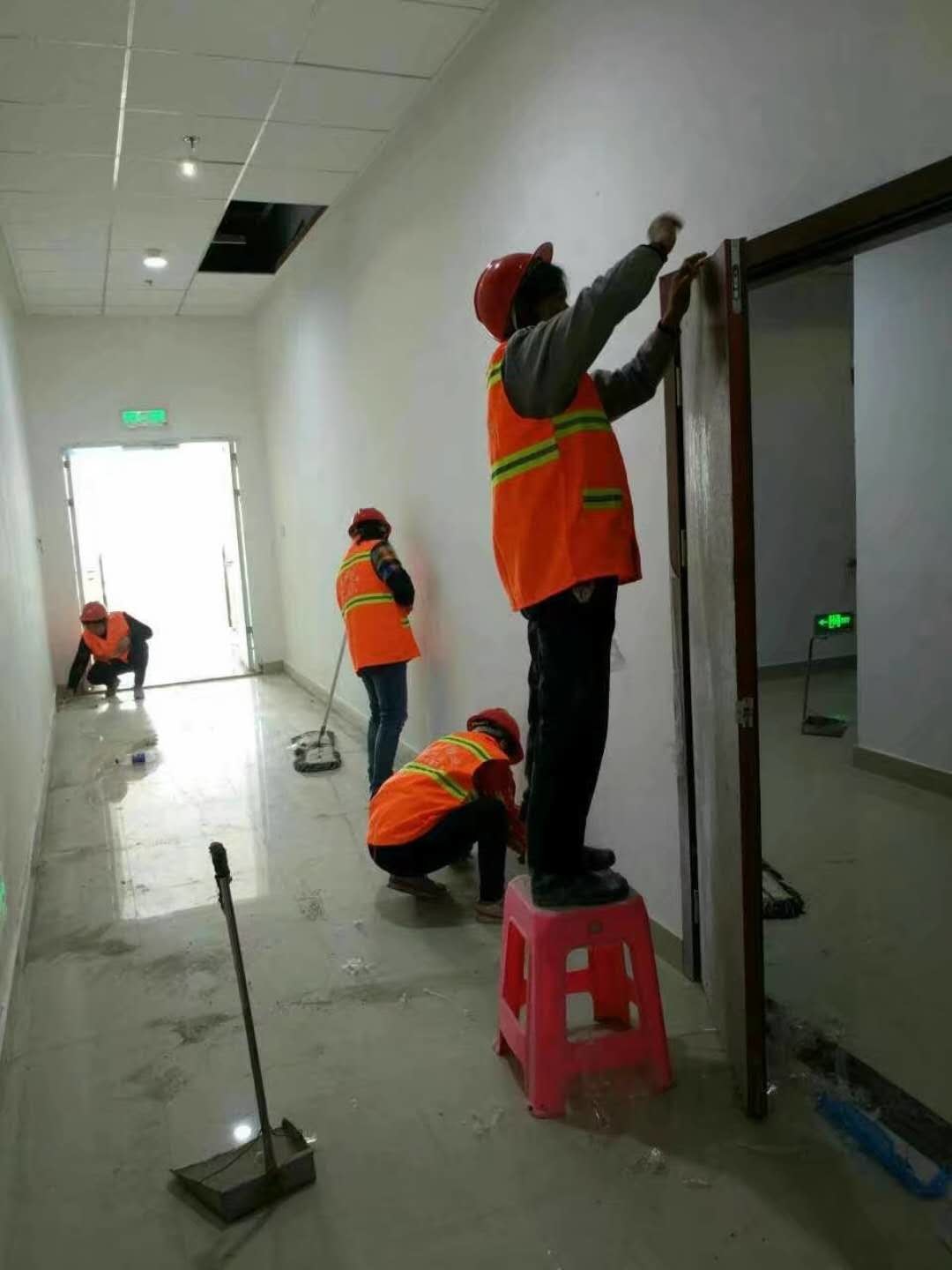 開荒保潔怎么做？開荒保潔的常識(shí)有哪些？